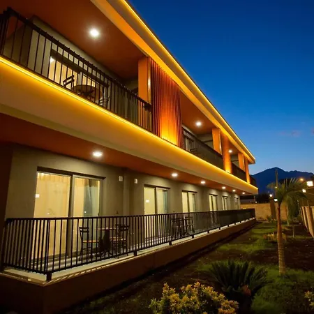 Eva Apartmanhotel *