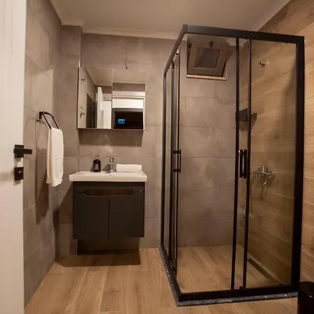 Eva Apartmanhotel *